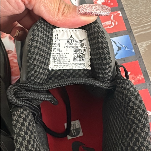 MENS AIR JORDAN 10 RETRO CHARRED GREY/TRUE RED-BLACK HJ6779-001 US SIZE 11 - Picture 7 of 7